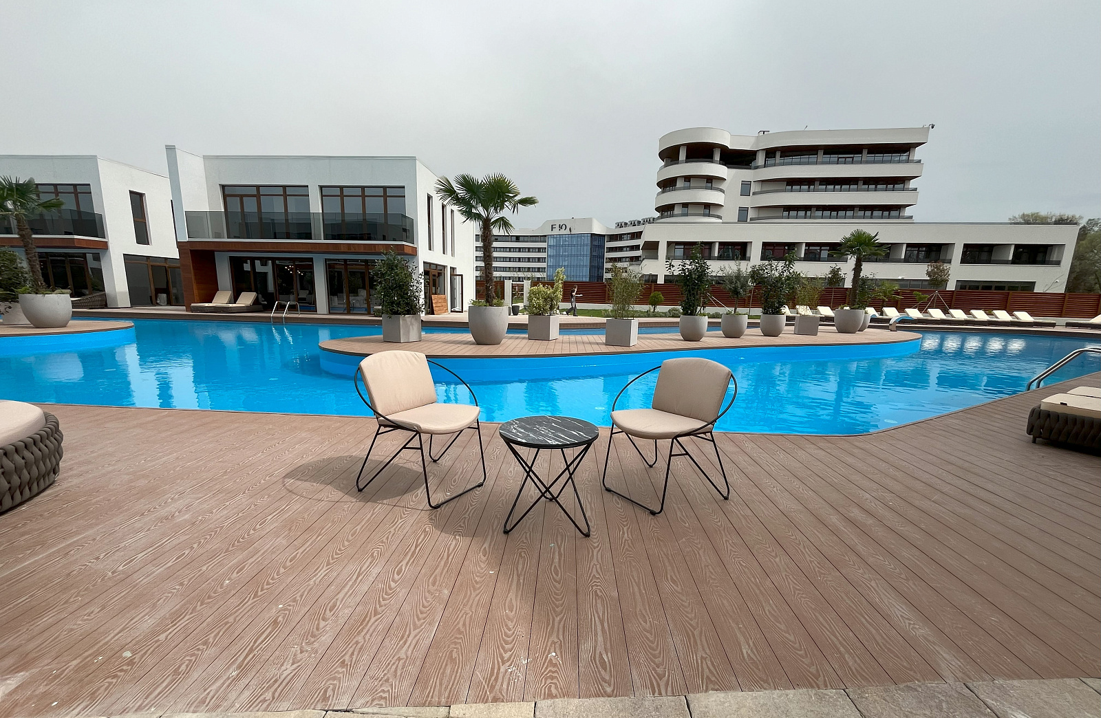 Уличная коллекция (Кресла-М/Стол-S)